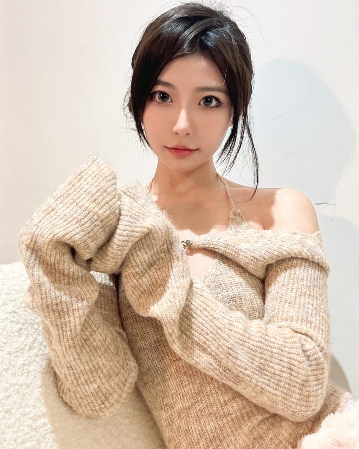 002.妮是老虎twitter微密圈VIP破解版照片视频 141P+5V