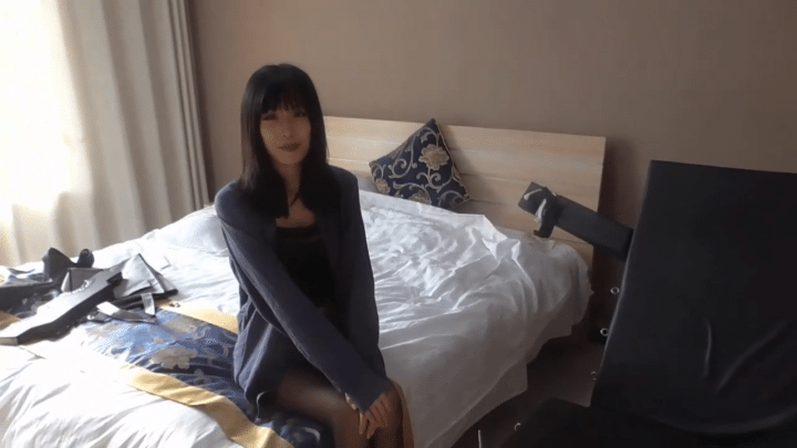044-熊大原创-恺恺行动女子绑在十字架上用电动牙刷挠脚心脚板tk视频29分钟
