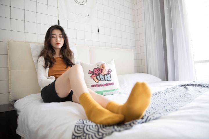 物恋传媒美脚172玉足美脚白嫩脚底33P+1V